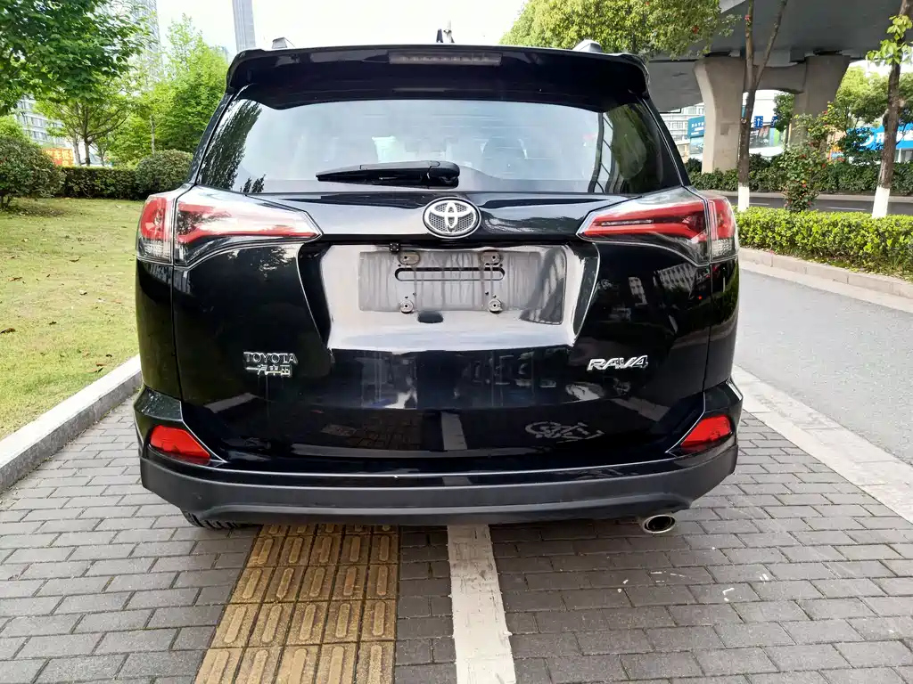 TOYOTA RAV4 RONGFANG 2018