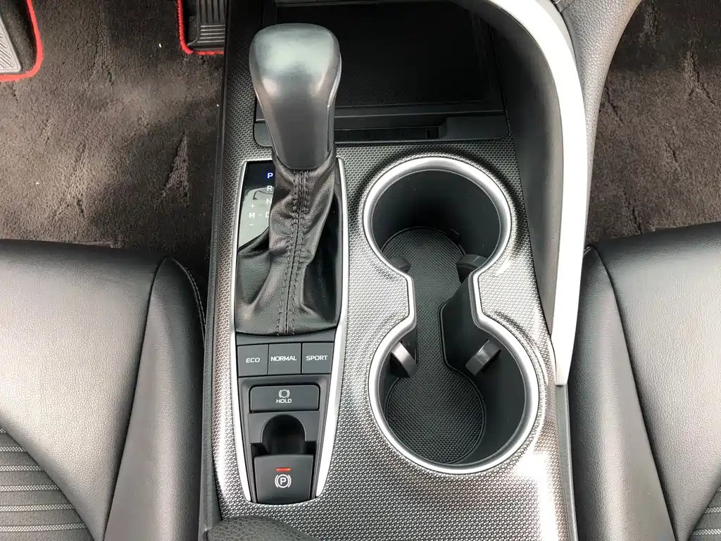 TOYOTA CAMRY 2023
