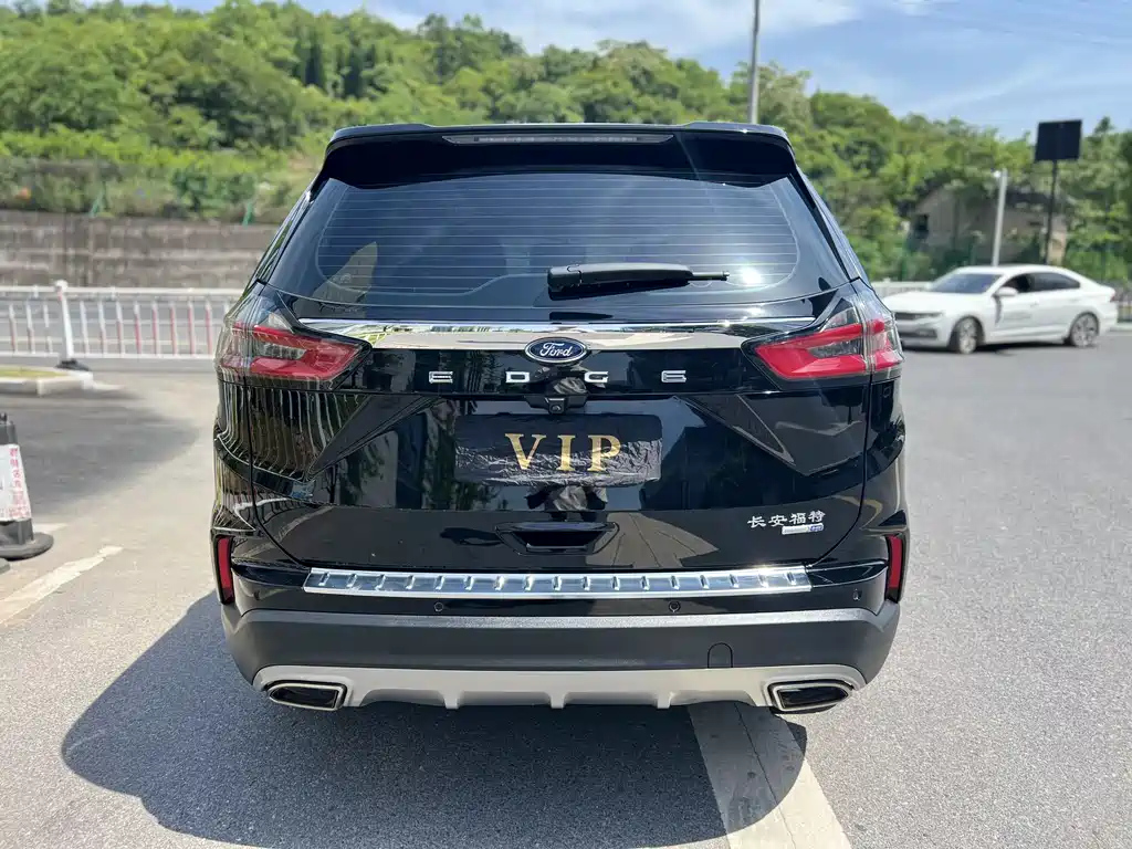 FORD EDGE 2022