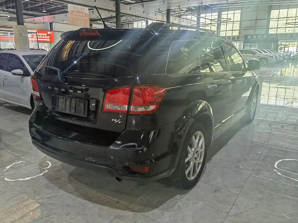 DODGE JCUV 2014
