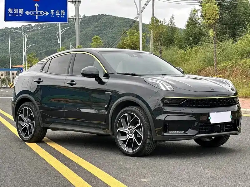 LYNK&CO 05 2021