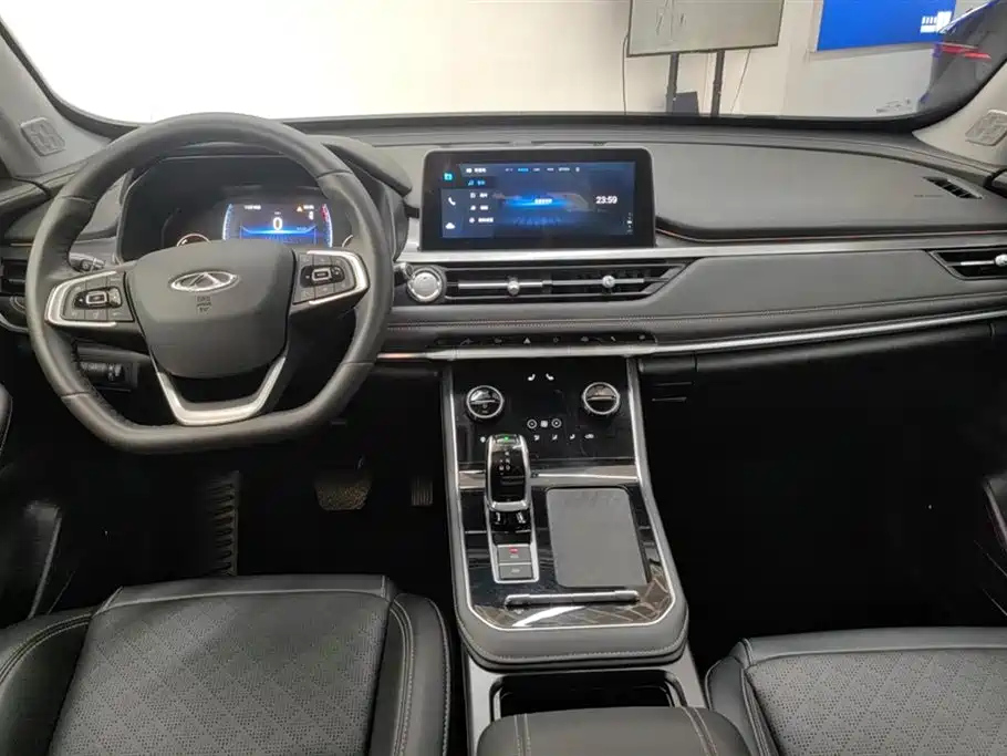 CHERY TIGGO 8 2024