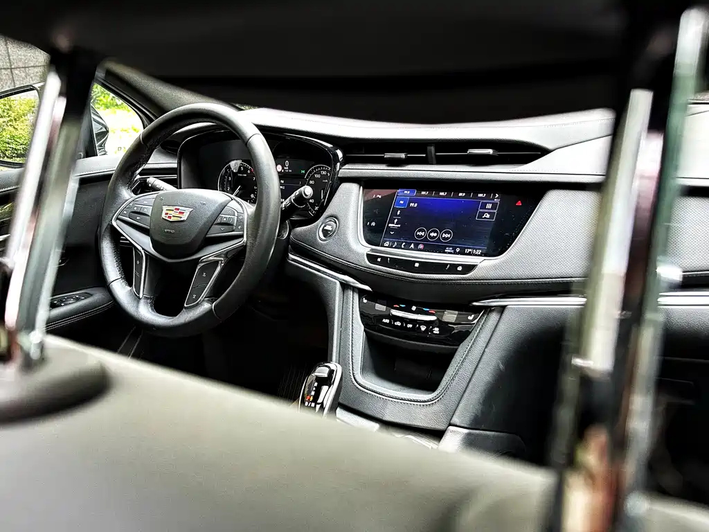CADILLAC XT5 2020