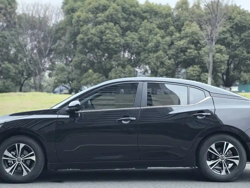 NISSAN SYLPHY 2021