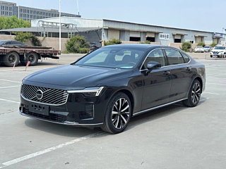 Заказать VOLVO S90
