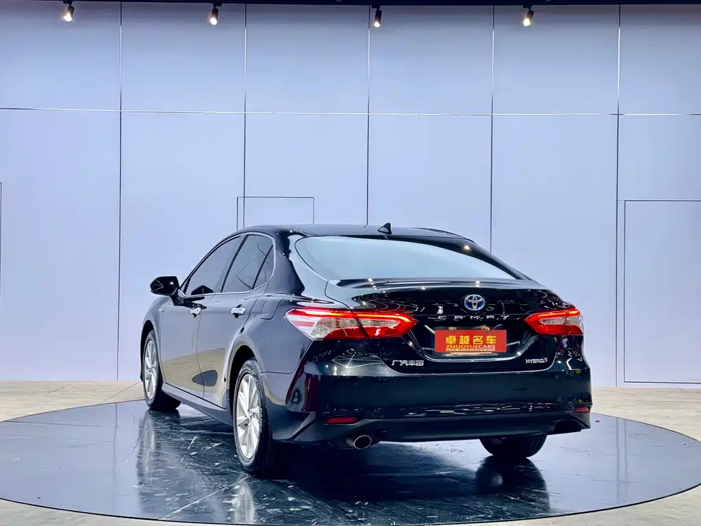 TOYOTA CAMRY 2021