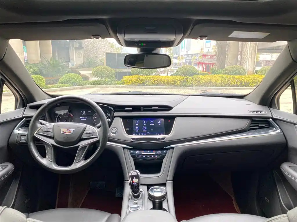 CADILLAC XT5 2022