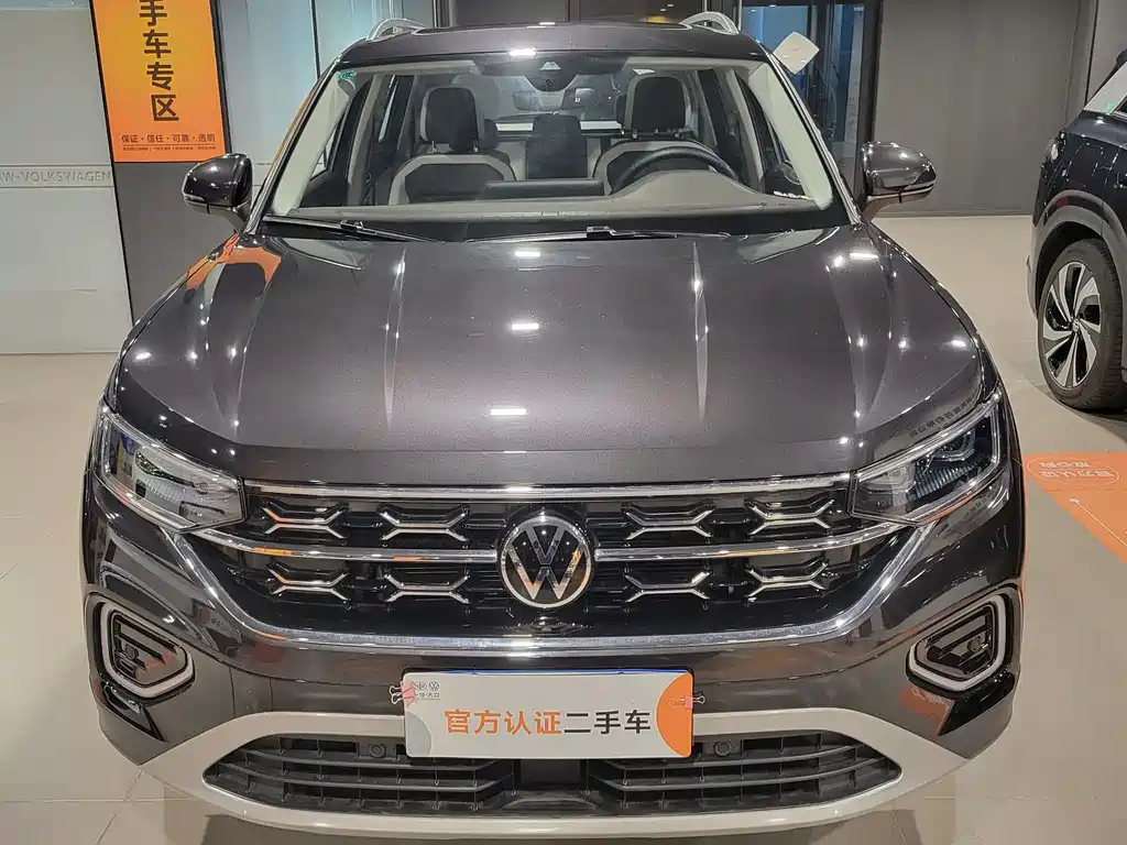 VOLKSWAGEN TAYRON 2022