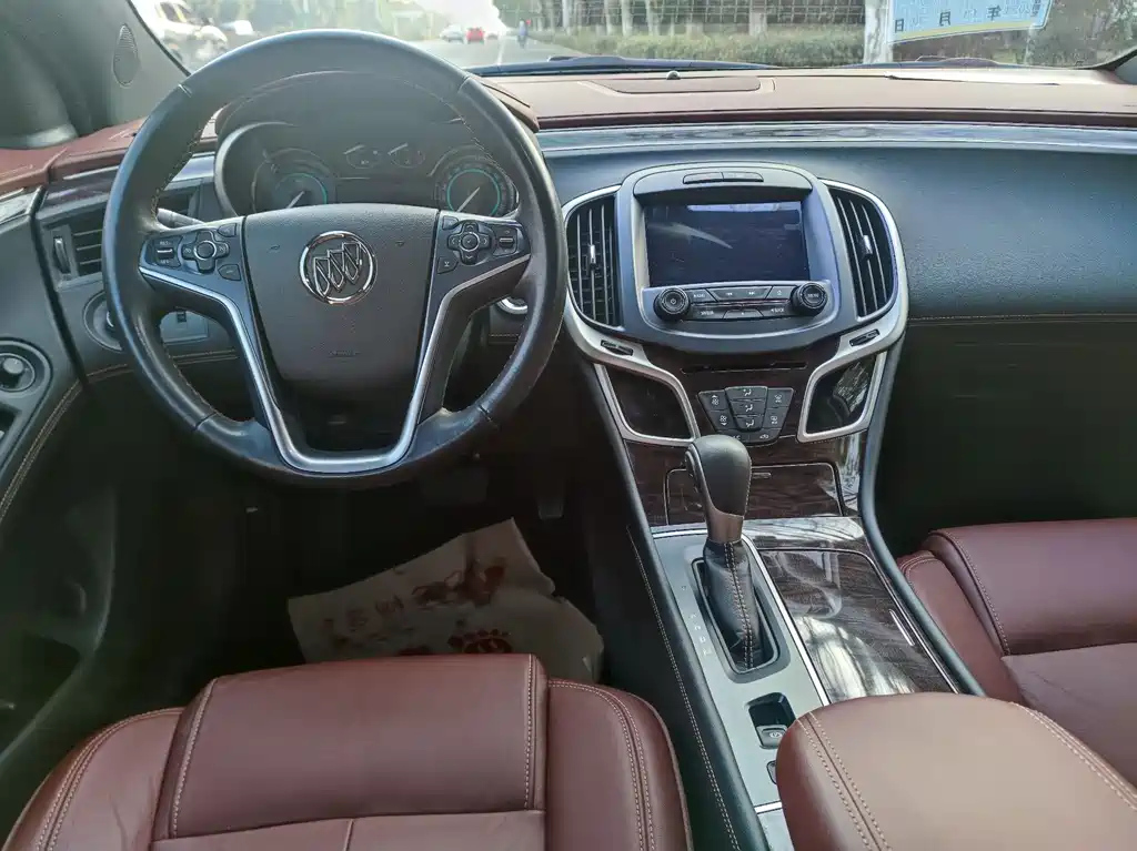 BUICK LACROSSE 2015