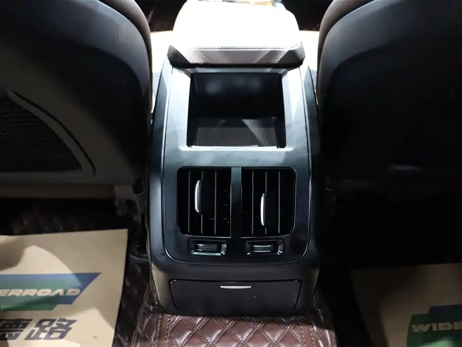 VOLVO S90 2021