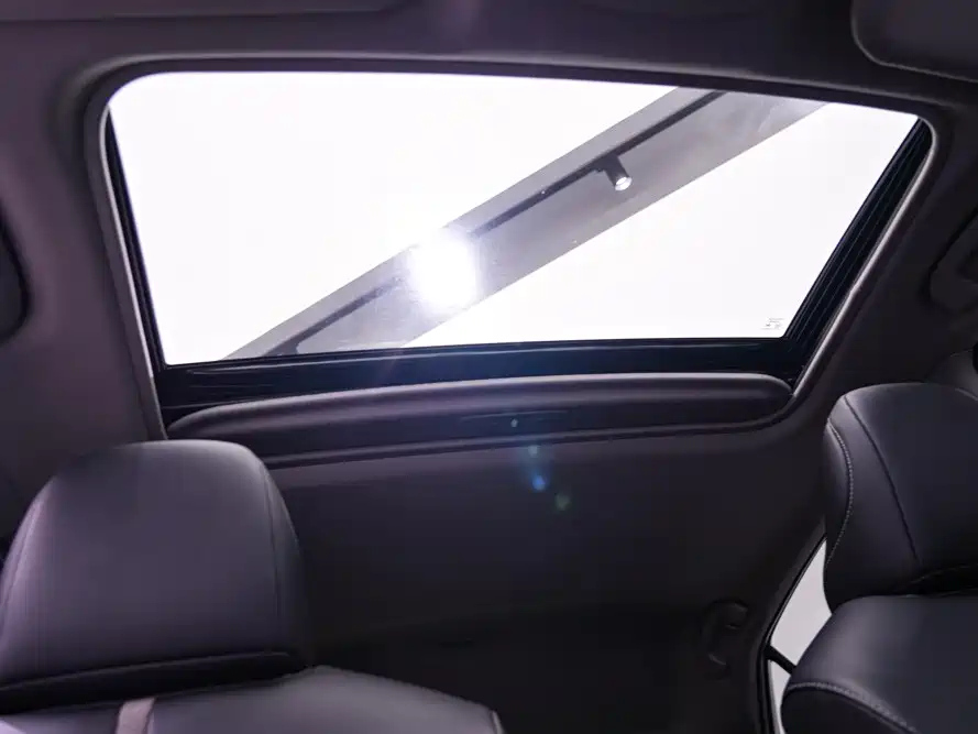 TOYOTA CAMRY 2023