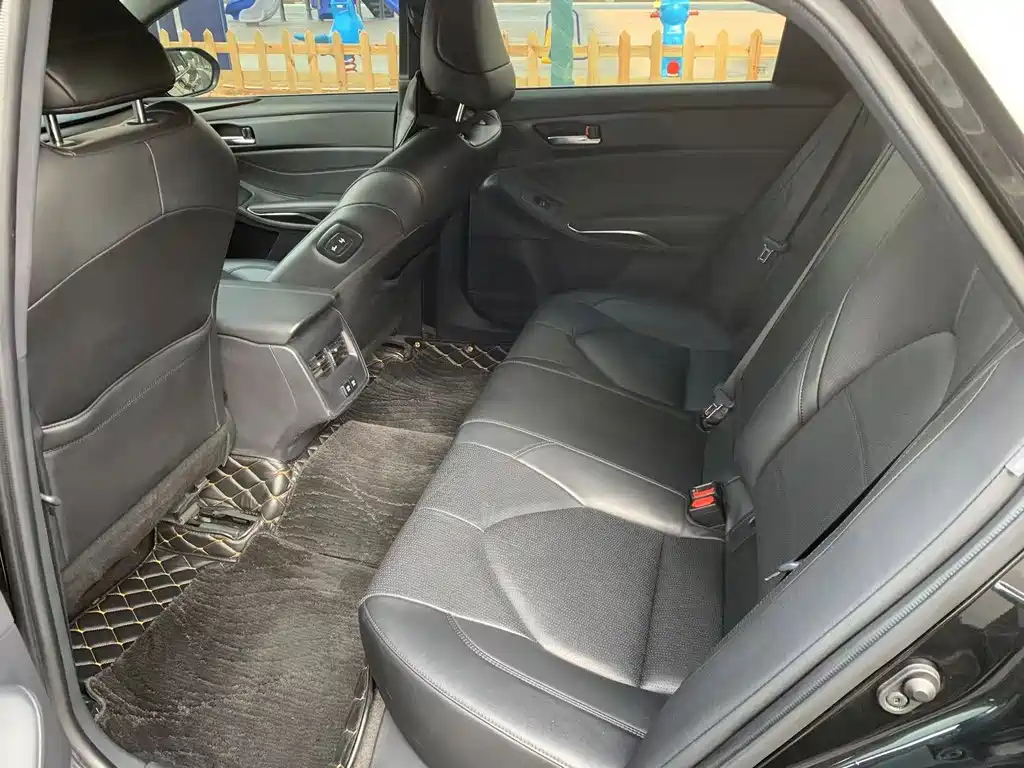 TOYOTA AVALON 2022
