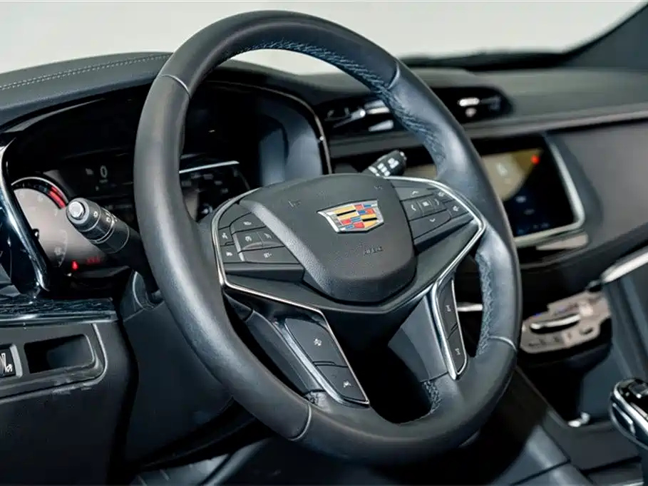 CADILLAC XT5 2023