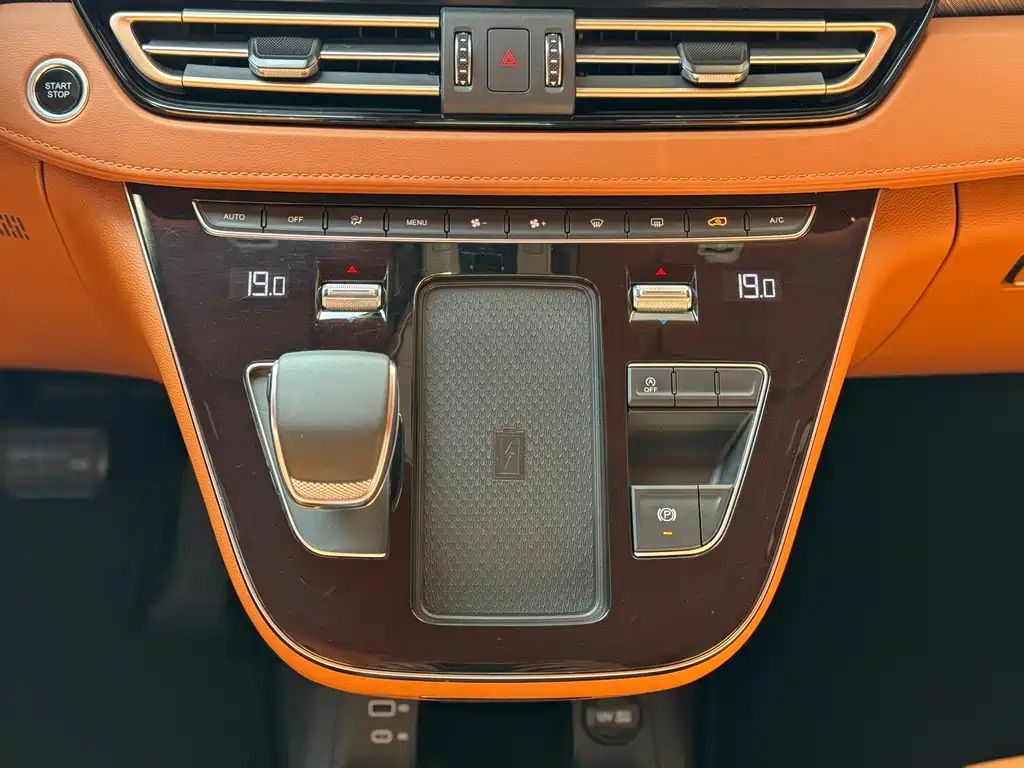 HONGQI HQ9 2023