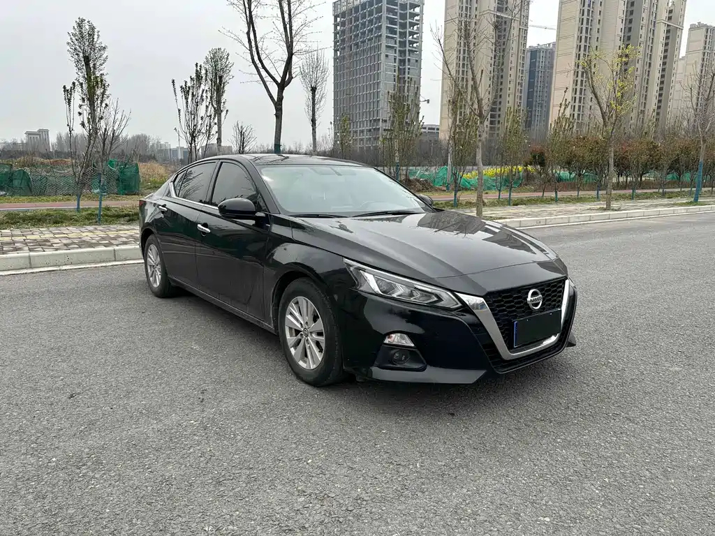 NISSAN TEANA 2019