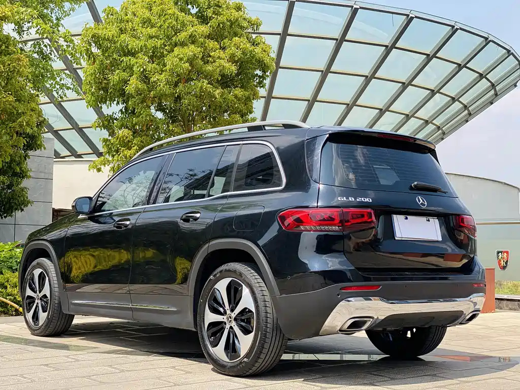 MERCEDES BENZ GLB 2022