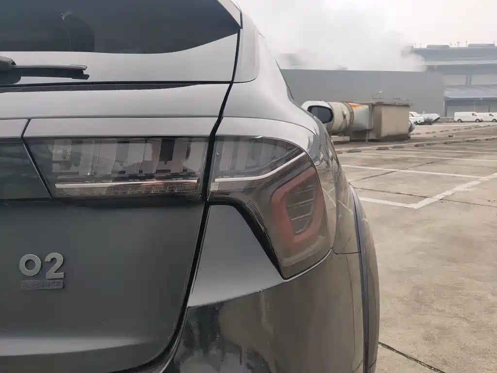 LYNK&CO 02 HATCHBACK 2021