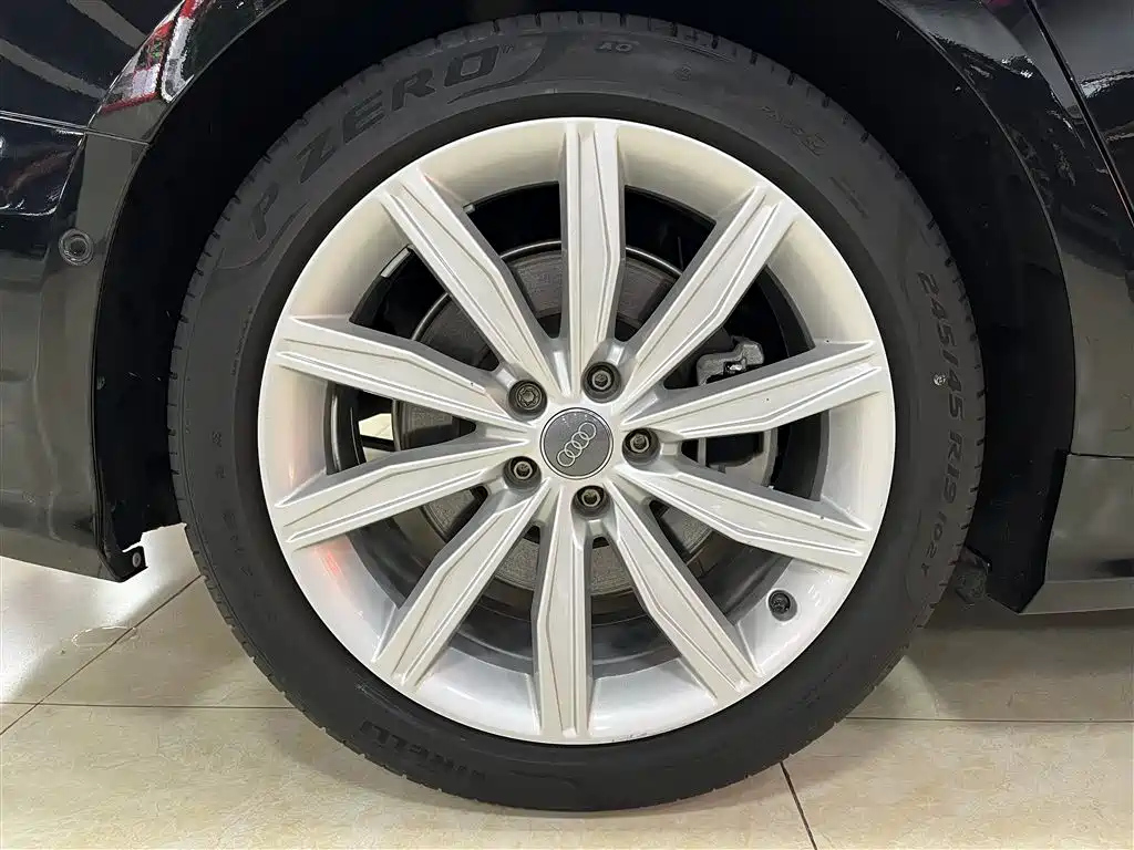 AUDI A6L 2020