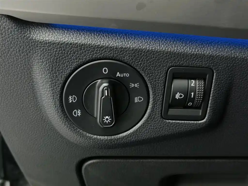 VOLKSWAGEN LAVIDA 2022