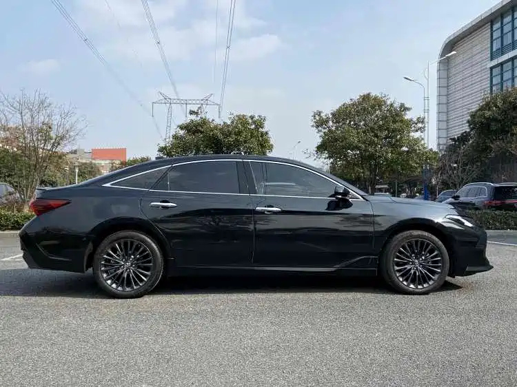 TOYOTA AVALON 2023