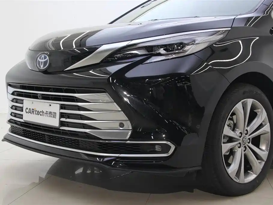 TOYOTA SIENNA SIENNA 2024