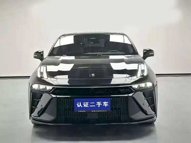 LYNK&CO 03 2021