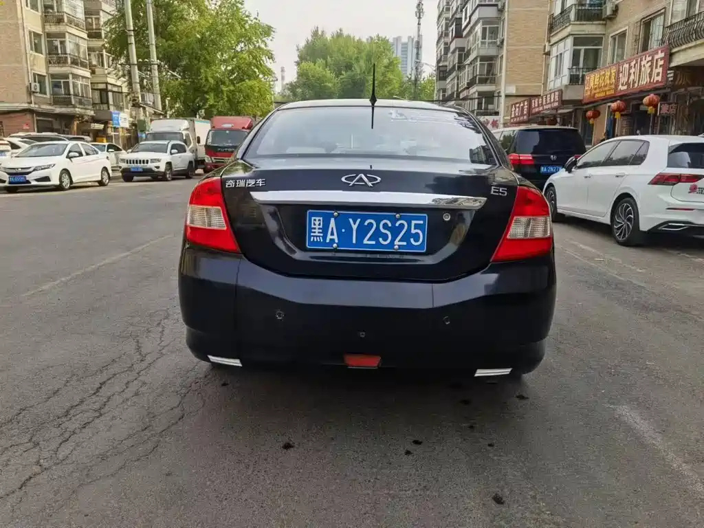 CHERY E5 2011