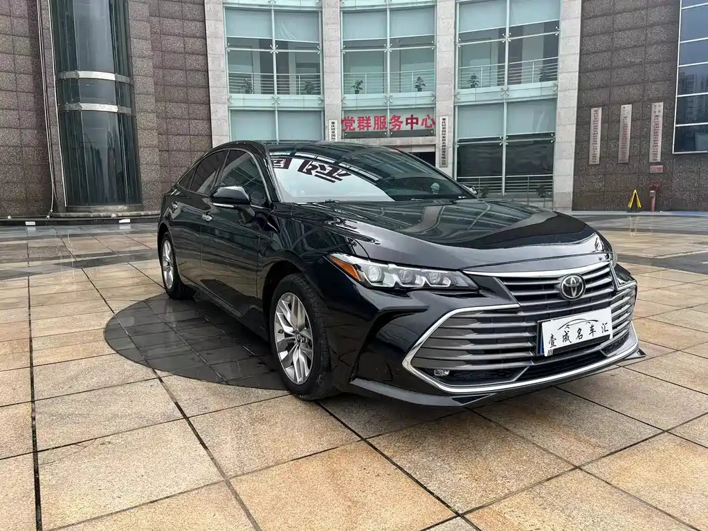 TOYOTA AVALON 2020