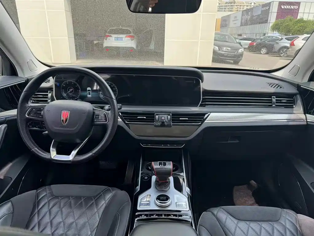 HONGQI HS5 2020