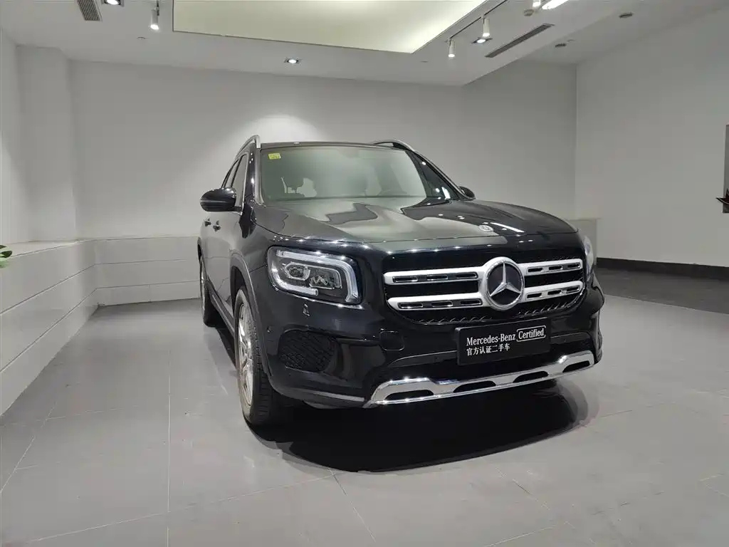 MERCEDES BENZ GLB 2021