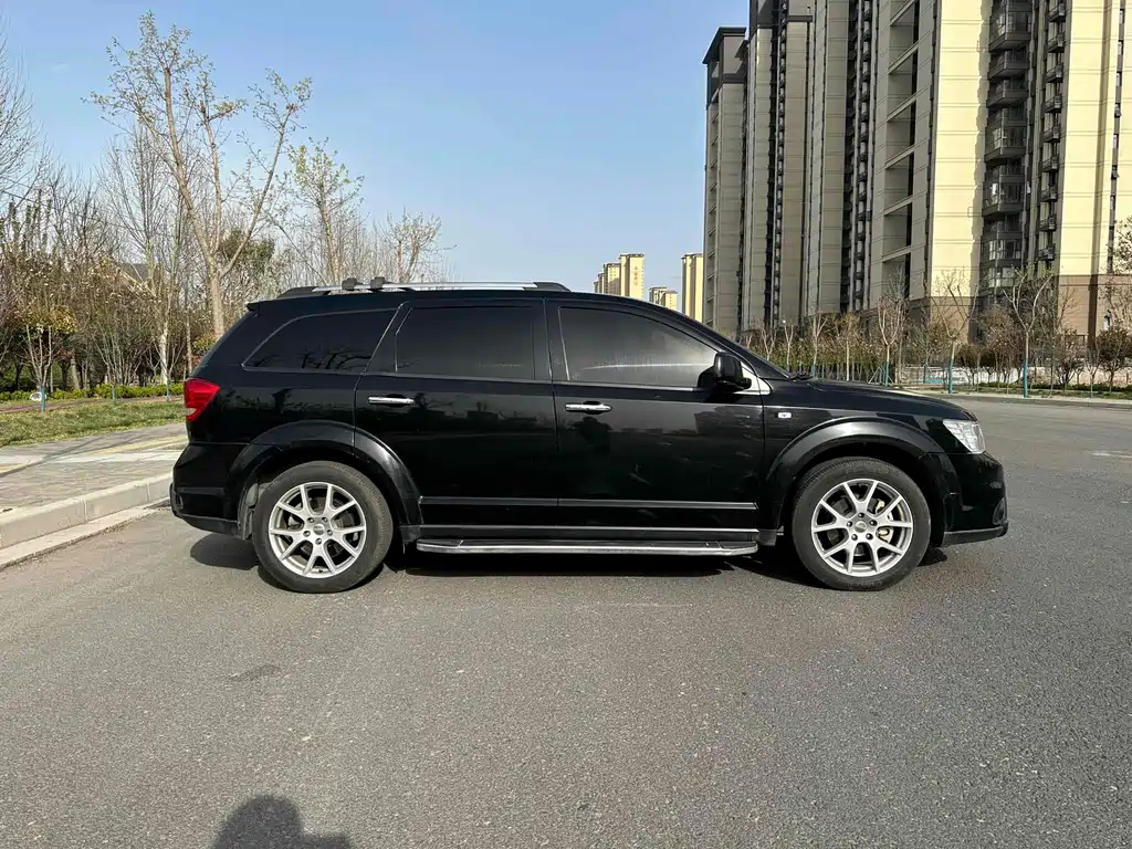 DODGE JCUV 2016