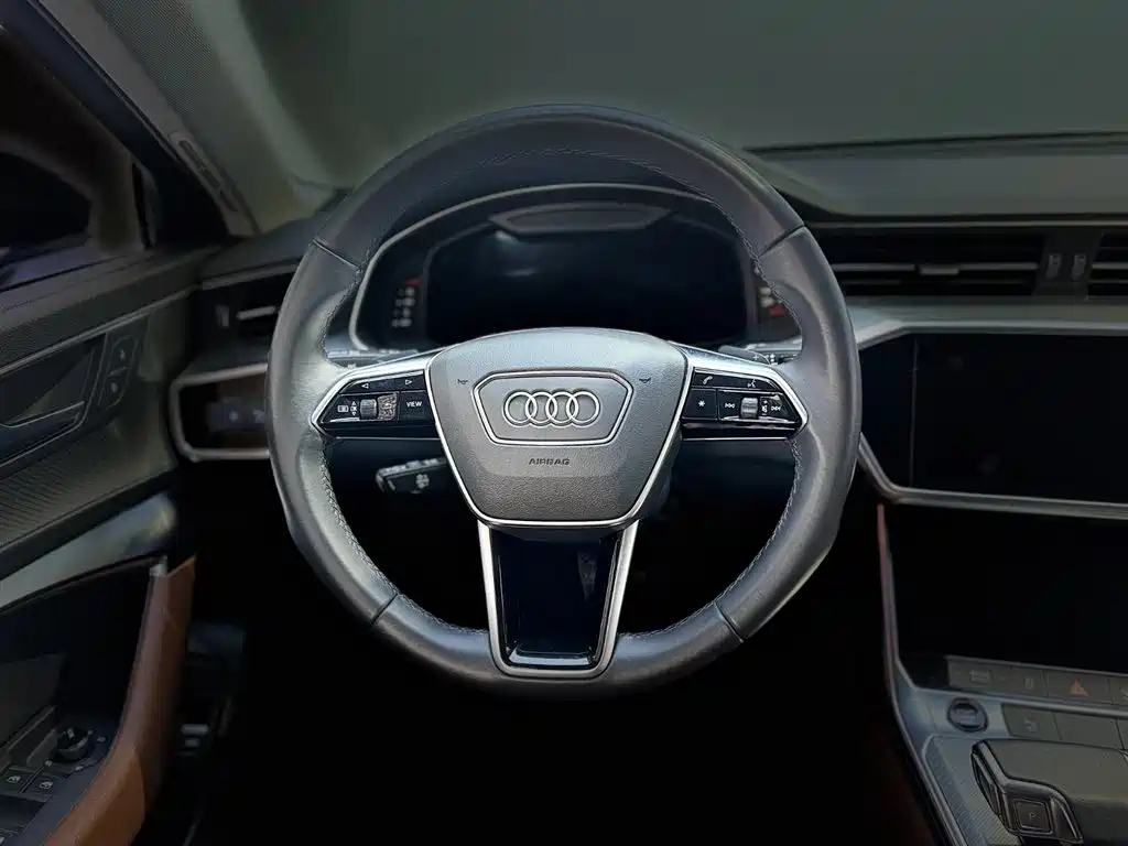 AUDI A6L 2021