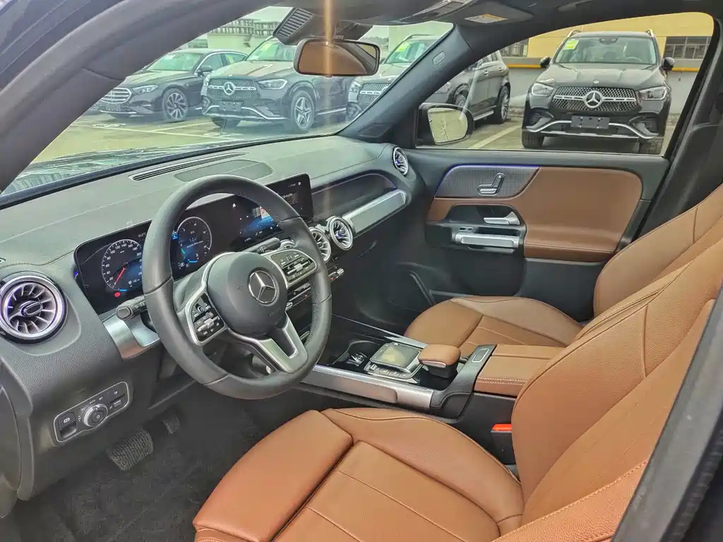 MERCEDES BENZ GLB 2022