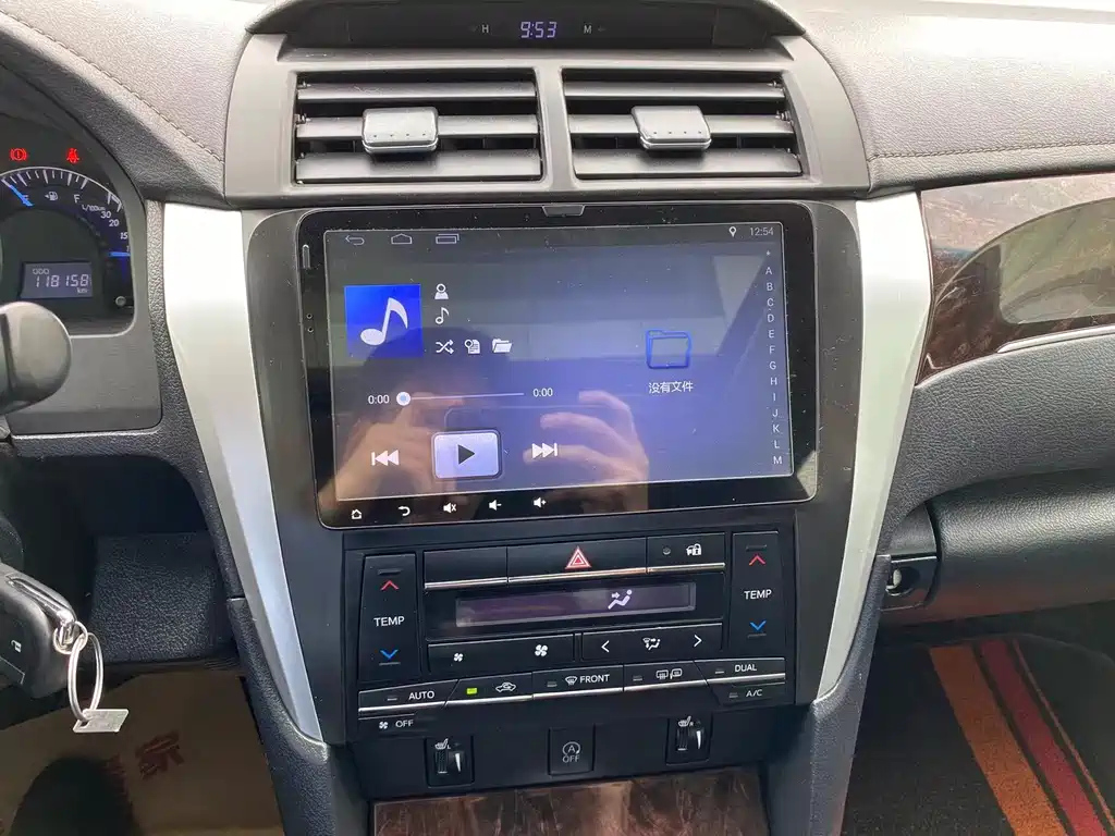 TOYOTA CAMRY 2016