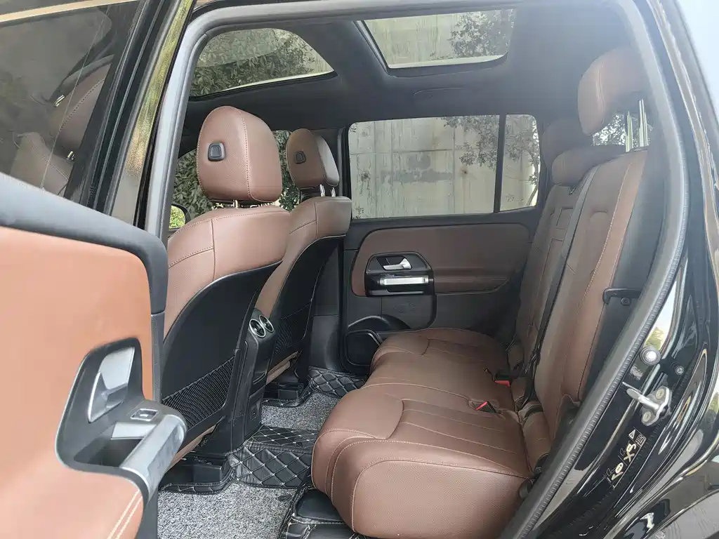 MERCEDES BENZ GLB 2022