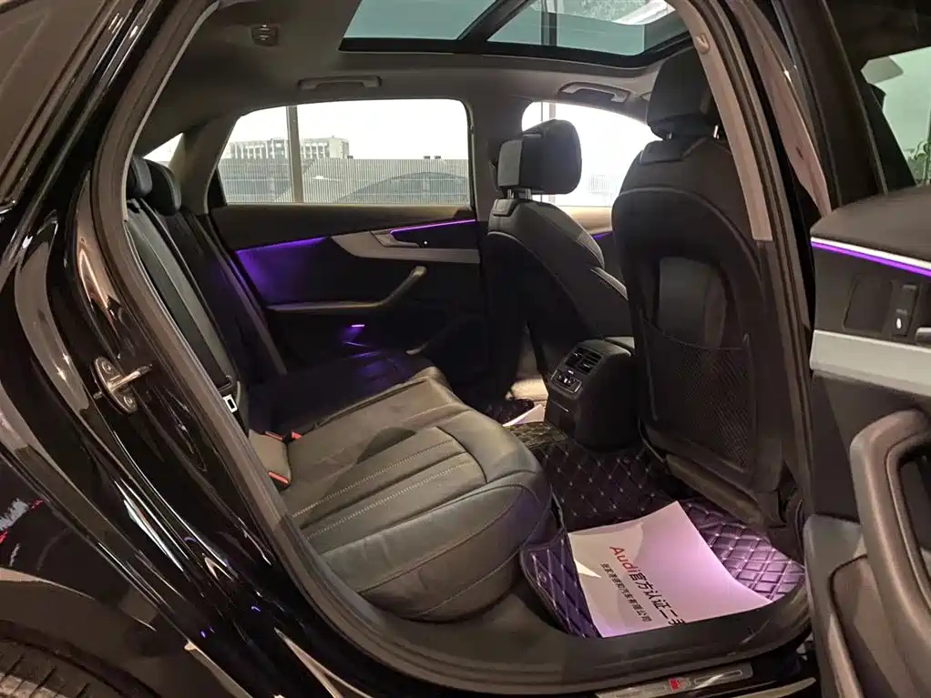 AUDI A4L 2021