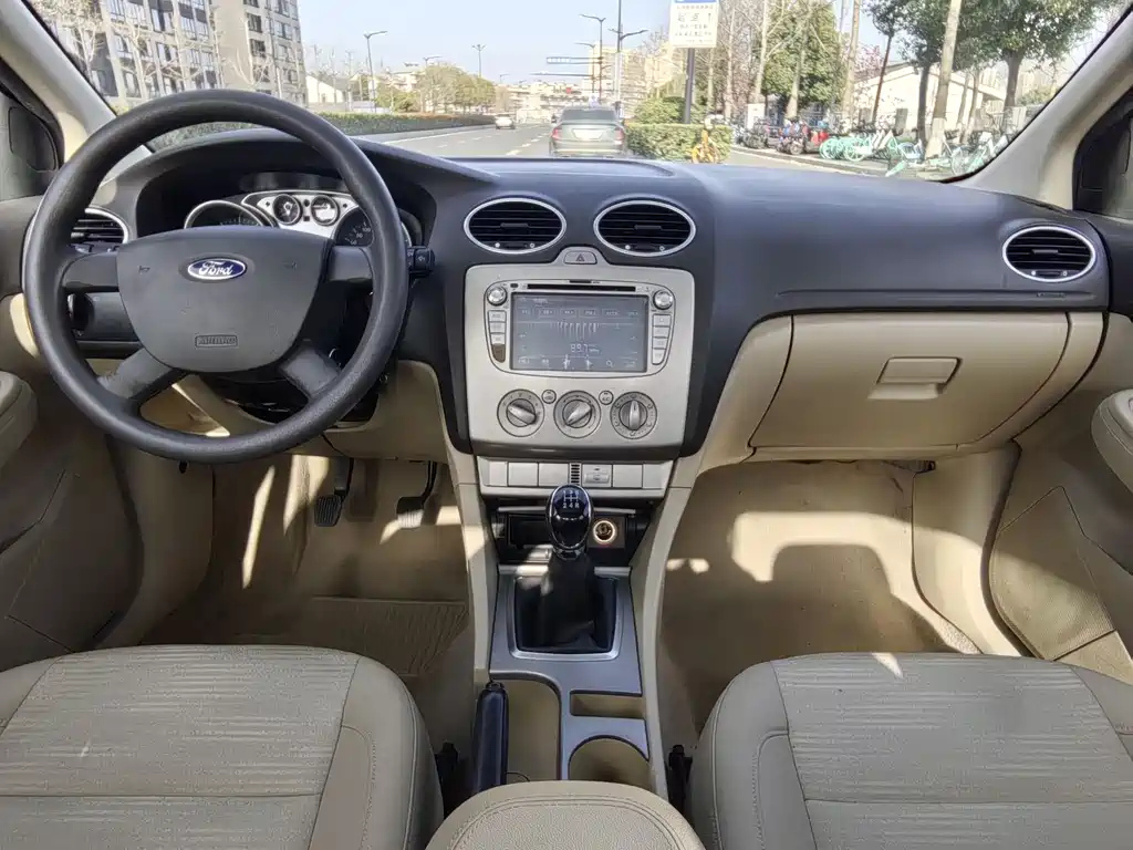 FORD FOCUS 2014