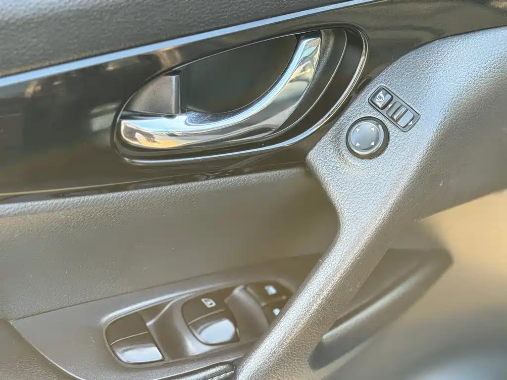 NISSAN X-TRAIL 2019