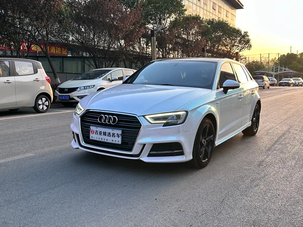 AUDI A3 2019