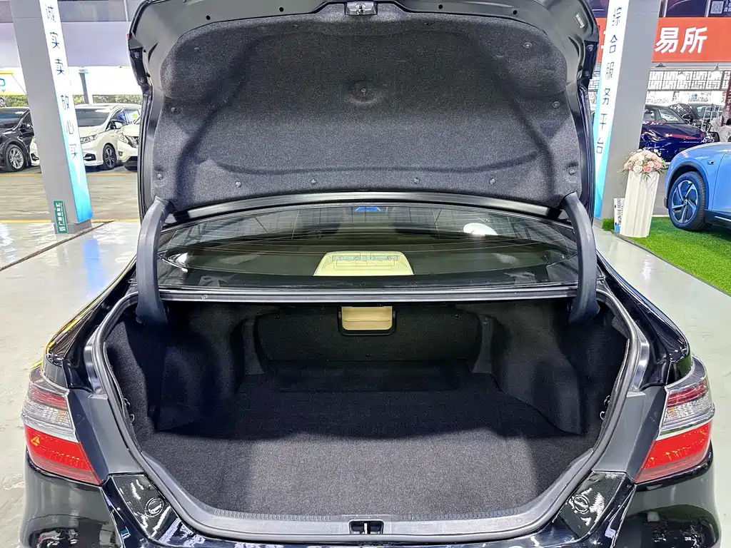 TOYOTA CAMRY 2016