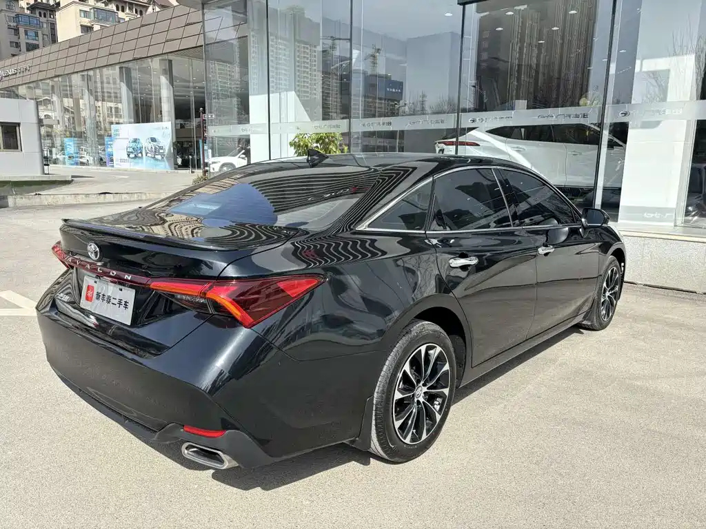 TOYOTA AVALON 2023