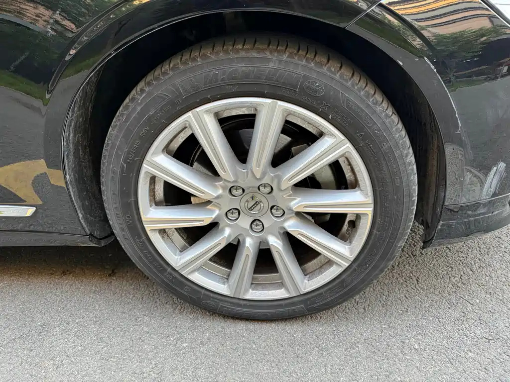 VOLVO S90 2020