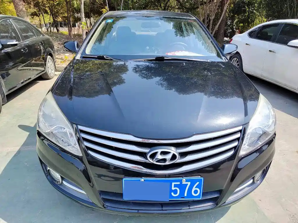 HYUNDAI CELESTA 2015