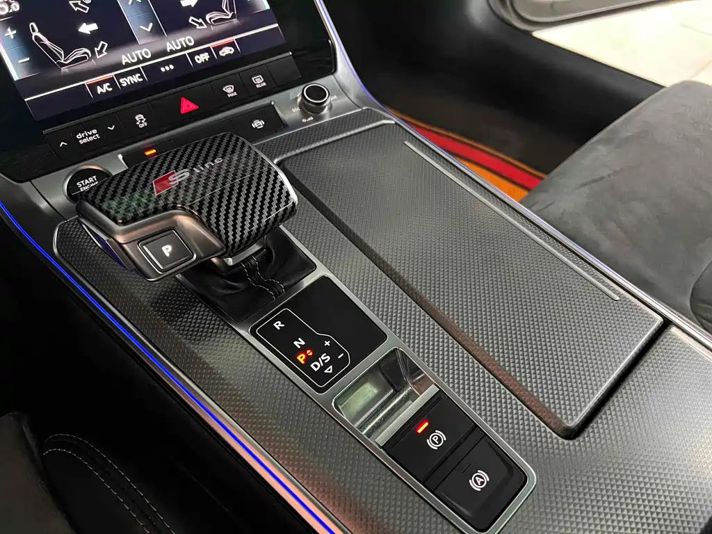 AUDI A6L 2022