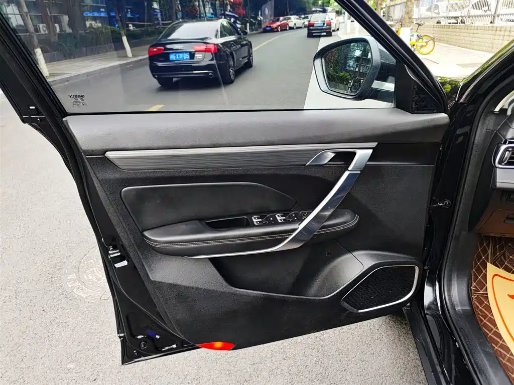 GEELY AUTO BOYUE 2021