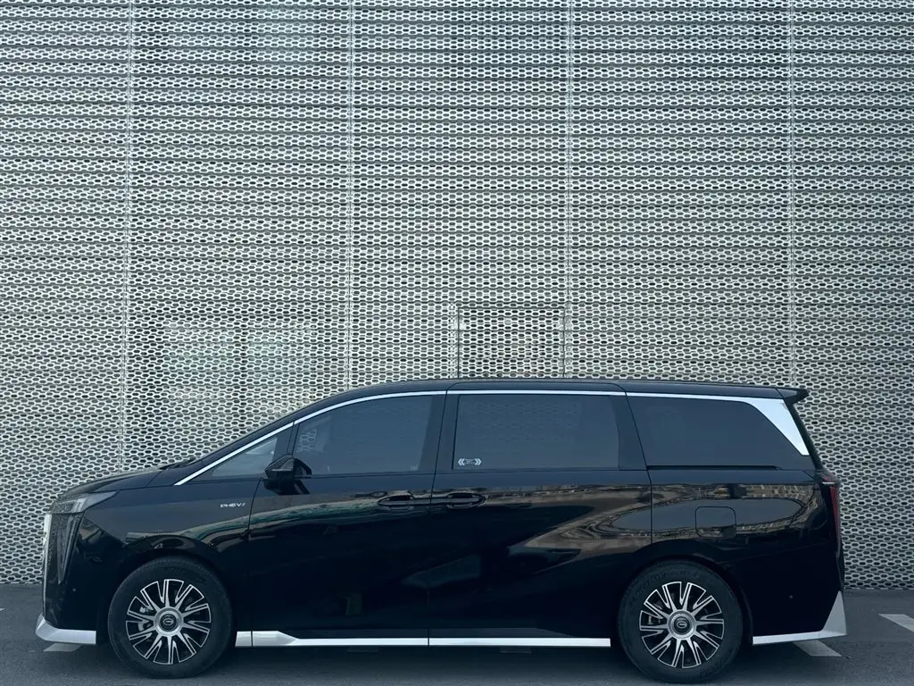 TRUMPCHI E9 2023