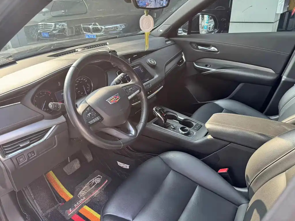 CADILLAC XT4 2020