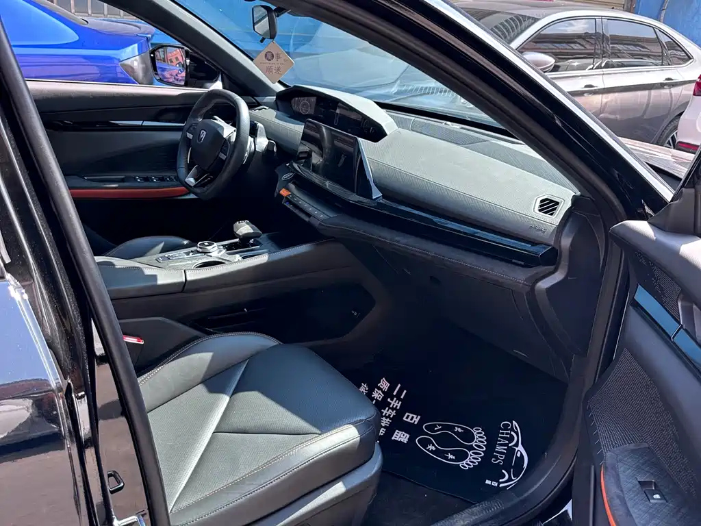 CHANGAN UNI-V 2022