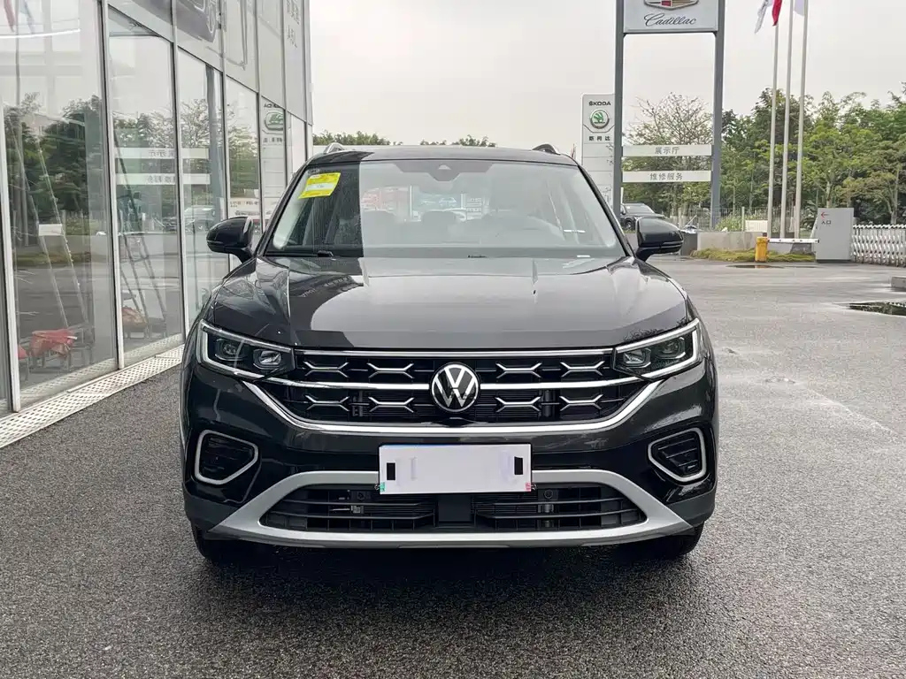 VOLKSWAGEN TAYRON 2023
