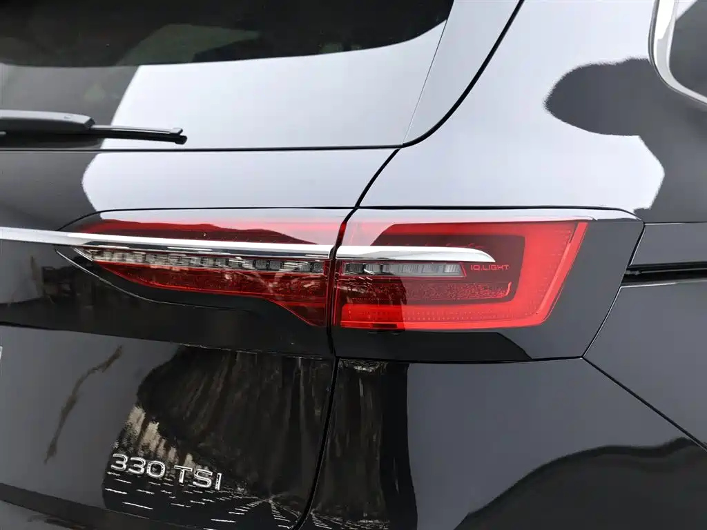 VOLKSWAGEN VILORAN 2024